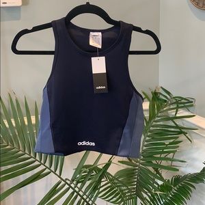 Workout shirt/sports bra